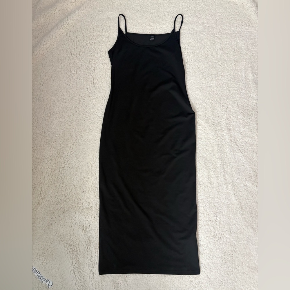 SHEIN Black Slim Spaghetti Strap Maxi Dress - Picture 3 of 3